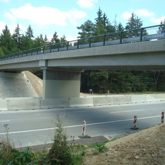 Modernization D1 - section 22 – overpass in km 164,5